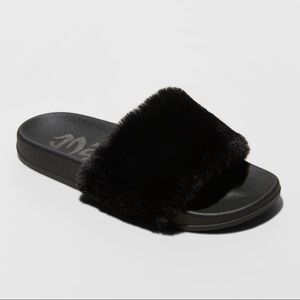 Womens Mad Love Fur Slide Sandals
